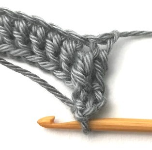 Bars and Zigzag Crochet Stitch Photo Tutorial