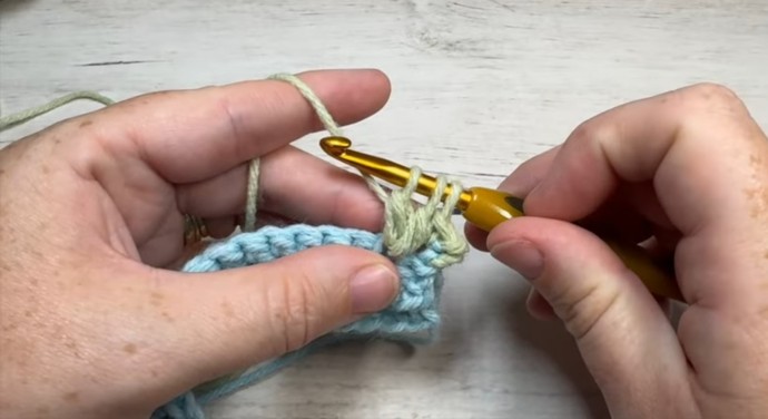 How to Crochet the Cluster and Ridge Stitch Photo Tutorial