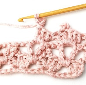 Lacy Cupcake Crochet Stitch Photo Tutorial
