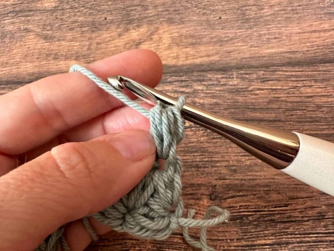 How to Crochet The Jasmine Stitch Photo Tutorial