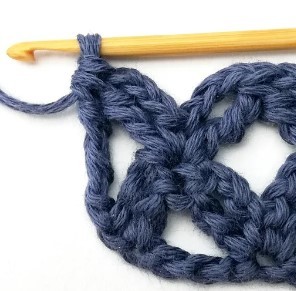 How to Crochet the Lacy Diamond Stitch Photo Tutorial