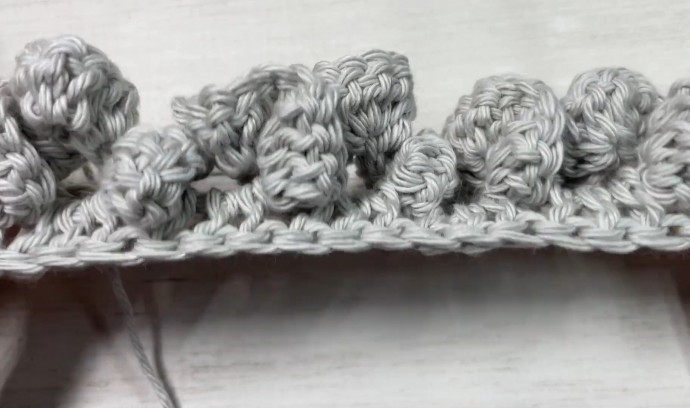 How to Crochet the Ruffle Stitch Photo Tutorial
