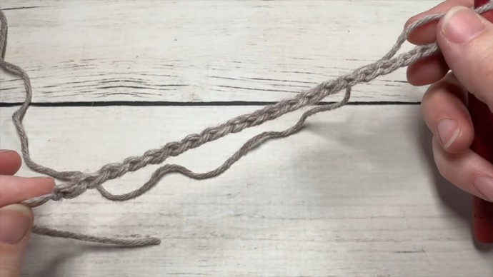 How to Crochet the Triple Column Stitch Photo Tutorial