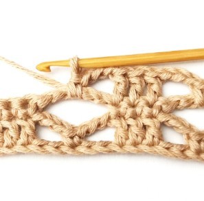 Lacy Stacked Bows Crochet Stitch Photo Tutorial