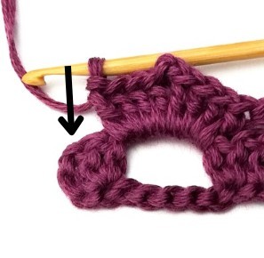 Large Lacy Zigzag Crochet Stitch Photo Tutorial