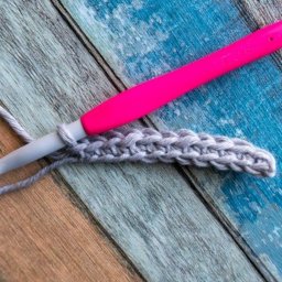 How to Crochet the Uneven Berry Crochet Stitch Photo Tutorial