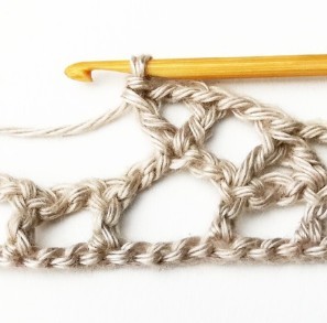Lacy Interlocked Circles Crochet Stitch Photo Tutorial