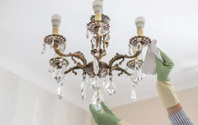 8 Crystal Chandelier Cleaning Tips 8 Crystal Chandelier Cleaning Tips