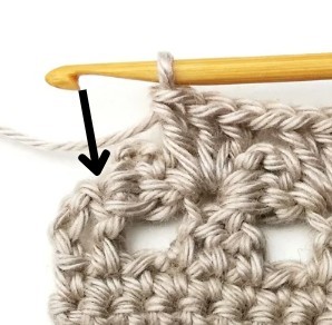 Aligned Four Leaf Clover Crochet Stitch Photo Tutorial