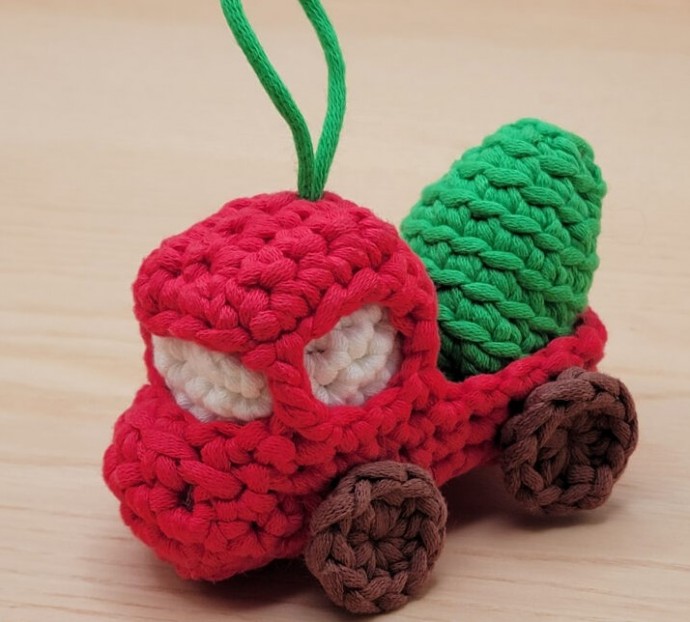 Red Truck Christmas Ornament Crochet Tutorial