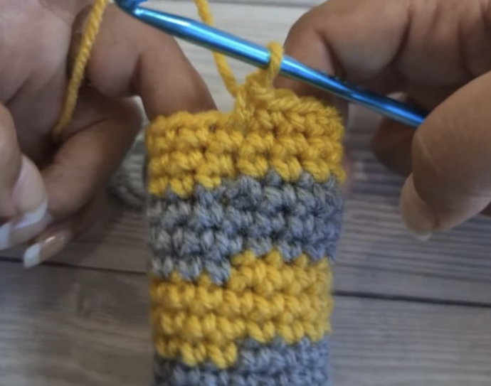 Straight Stripes For Amigurumi Projects