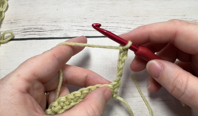 How to Crochet the Double Treble Column Stitch Photo Tutorial