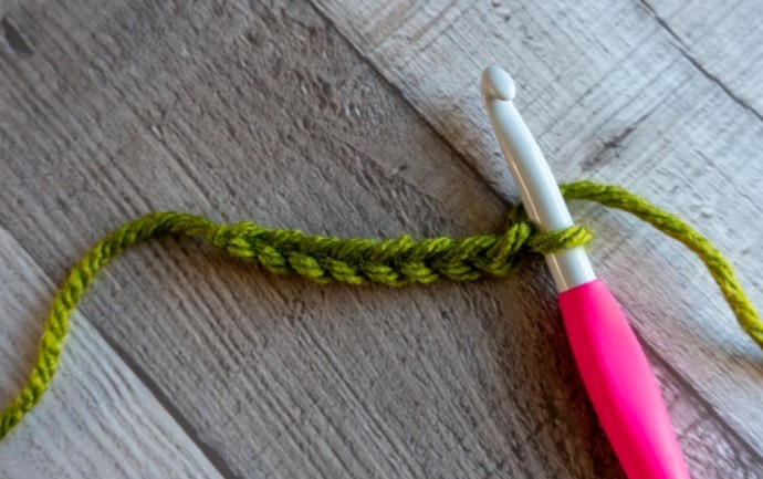 How to Crochet the Half Treble Crochet Stitch