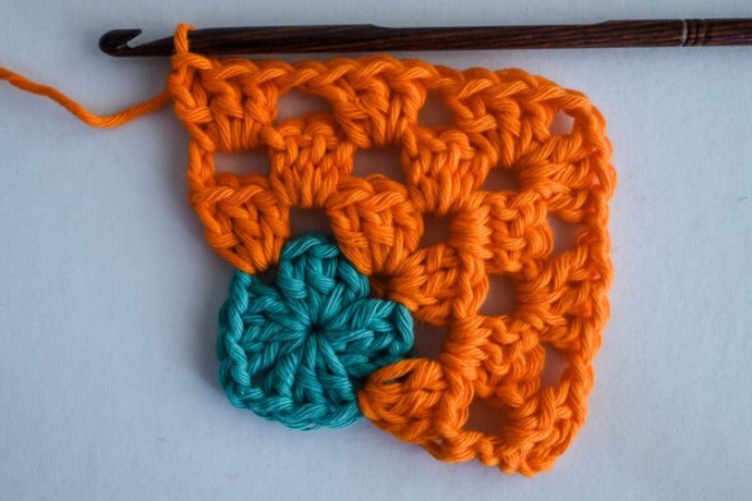 How to Crochet A Miltered Granny Square Photo Tutorial