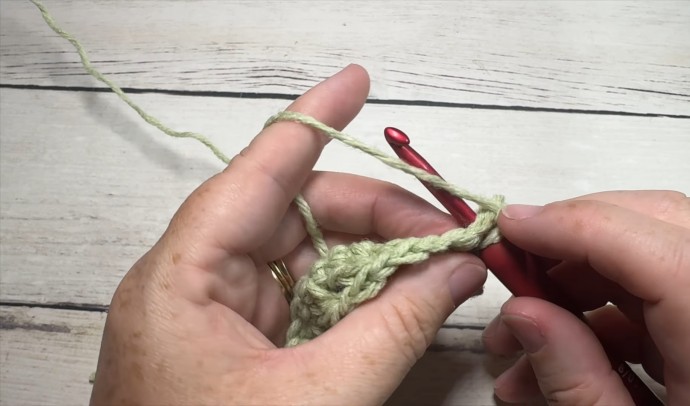 How to Crochet the Keepsake Stitch Photo Tutorial
