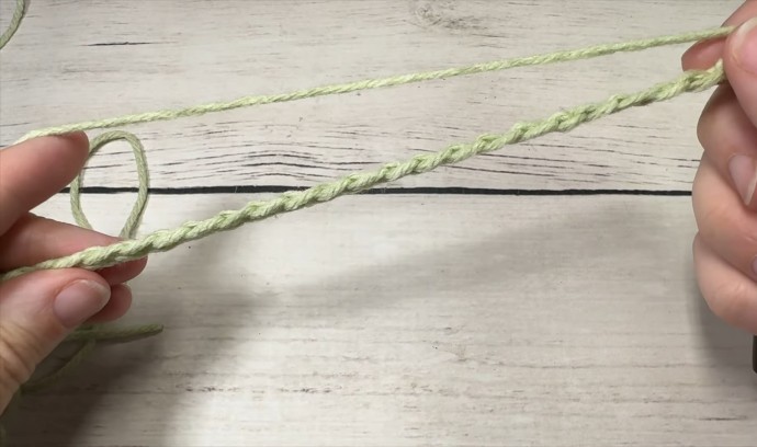 How to Crochet the Swallowtail Stitch Photo Tutorial