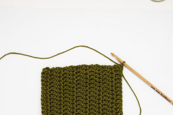 How to Pick-up Edge Stitches on Double Crochet Photo Tutorial