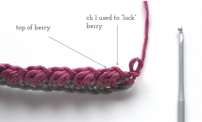 Raspberry Ripple Crochet Square Photo Tutorial
