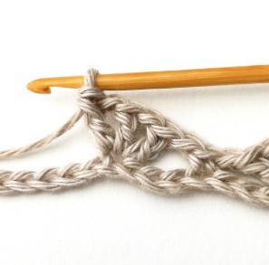 How to Crochet the Popcorn and Lacy Shell Stitch Photo Tutorial