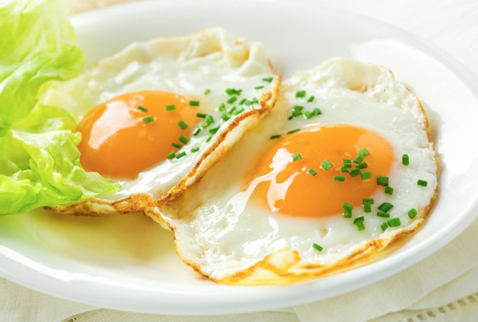 7 Top Cooking Hacks with Eggs