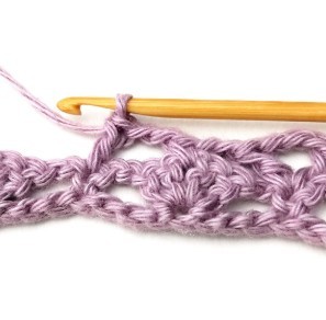 Lacy V and Double V Crochet Stitch Photo Tutorial