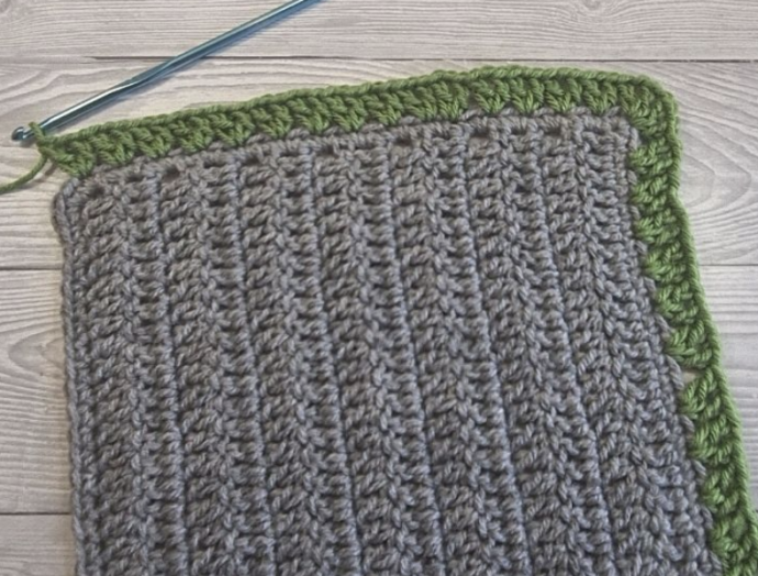 How to Make V-Stitch Shells Border