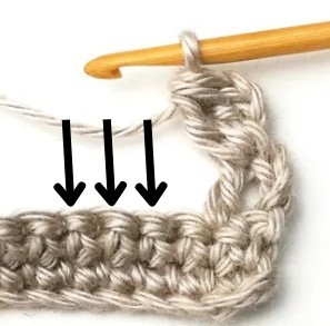 Aligned Four Leaf Clover Crochet Stitch Photo Tutorial