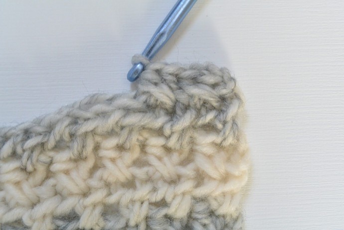 Crossed Half Double Crochet Stitch Photo Tutorial
