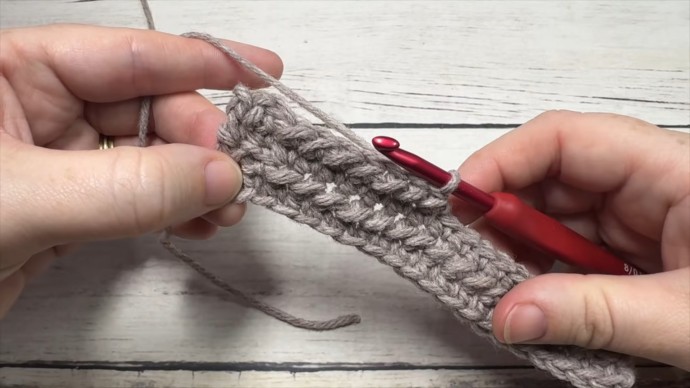 Knotted Half Double Crochet 2 Photo Tutorial