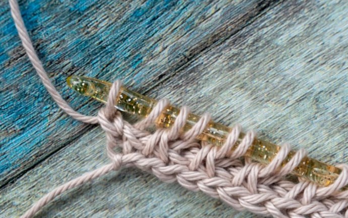 How to Crochet the Tunisian Yarn Over Lace Stitch Photo Tutorial