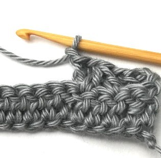 Bars and Zigzag Crochet Stitch Photo Tutorial