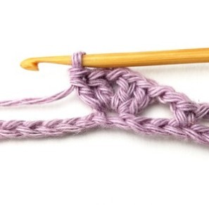 Lacy V and Double V Crochet Stitch Photo Tutorial