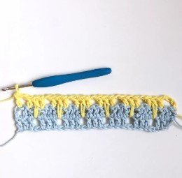 How to Crochet the Larksfoot Crochet Stitch Photo Tutorial