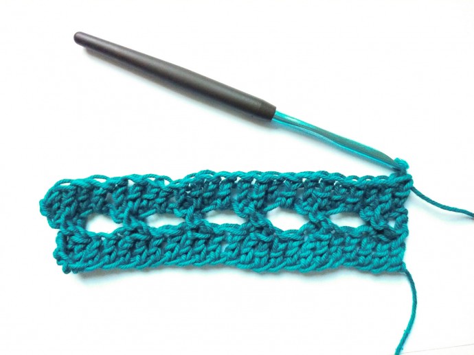 O Eyelets Crochet Stitch Photo Tutorial