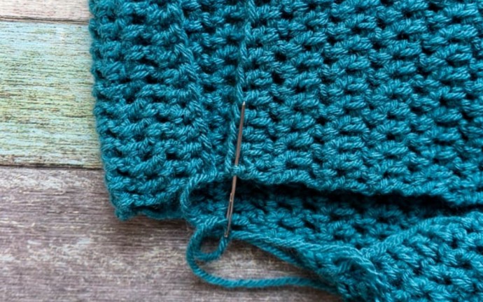 Invisible Shoulder Seam for Crochet Garments