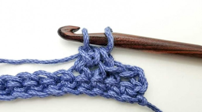 Crossed Stitches and Ripples Crochet Stitch Photo Tutorial