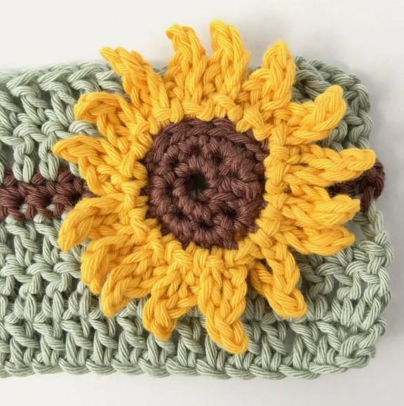 How to Crochet a Sunflower Stitch Photo Tutorial