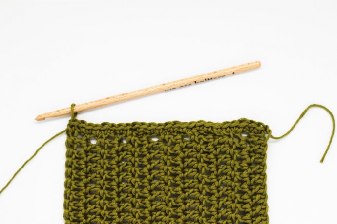 How to Pick-up Edge Stitches on Double Crochet Photo Tutorial