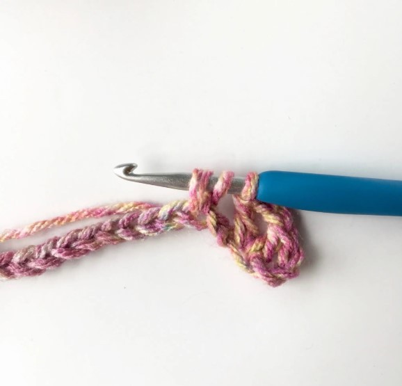 Easy Lace Clusters Crochet Stitch Photo Tutorial