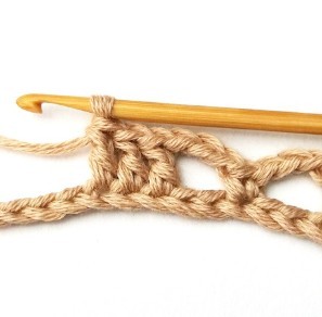 Lacy Stacked Bows Crochet Stitch Photo Tutorial