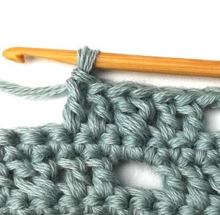 The Polka Dot Holes Crochet Stitch Photo Tutorial