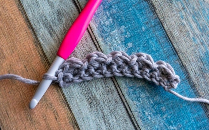 How to Crochet the Uneven Berry Crochet Stitch Photo Tutorial