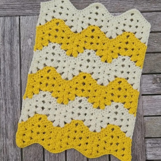 Crochet Chevron Swirls Stitch Photo Tutorial Crochet Chevron Swirls Stitch Photo Tutorial