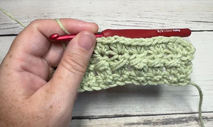 How to Crochet the Flower Bud Stitch Photo Tutorial