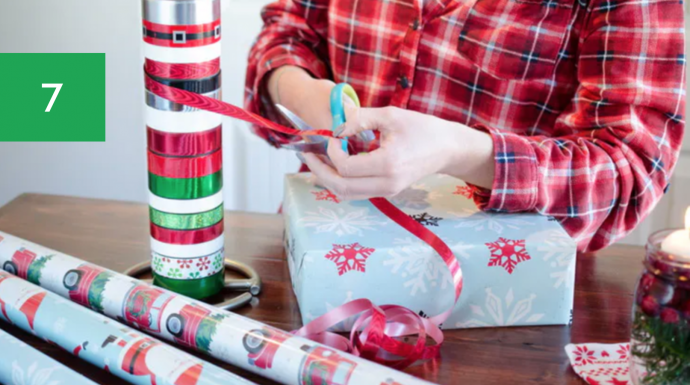 11 Practical Gift Wrapping Hacks For Holidays