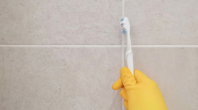 7 Bathroom Green Cleaning Hacks