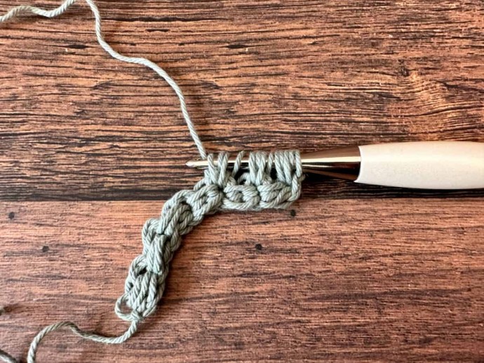 How to Crochet The Jasmine Stitch Photo Tutorial
