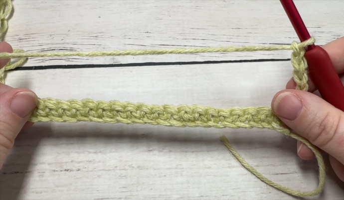 How to Crochet the Double Treble Column Stitch Photo Tutorial
