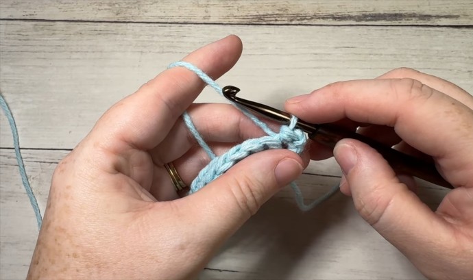 How to Crochet the Springtime Stitch Photo Tutorial