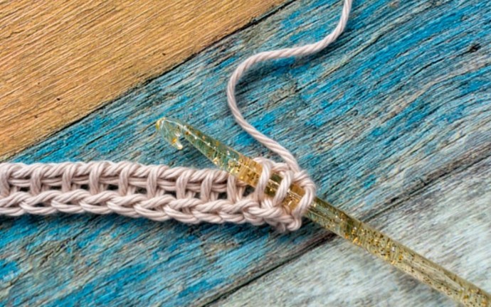 How to Crochet the Tunisian Yarn Over Lace Stitch Photo Tutorial